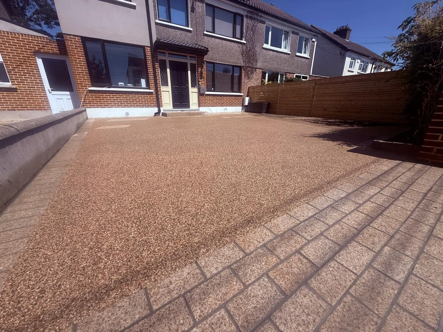 Brown Clean Cut Granite, Dundrum photo 3
